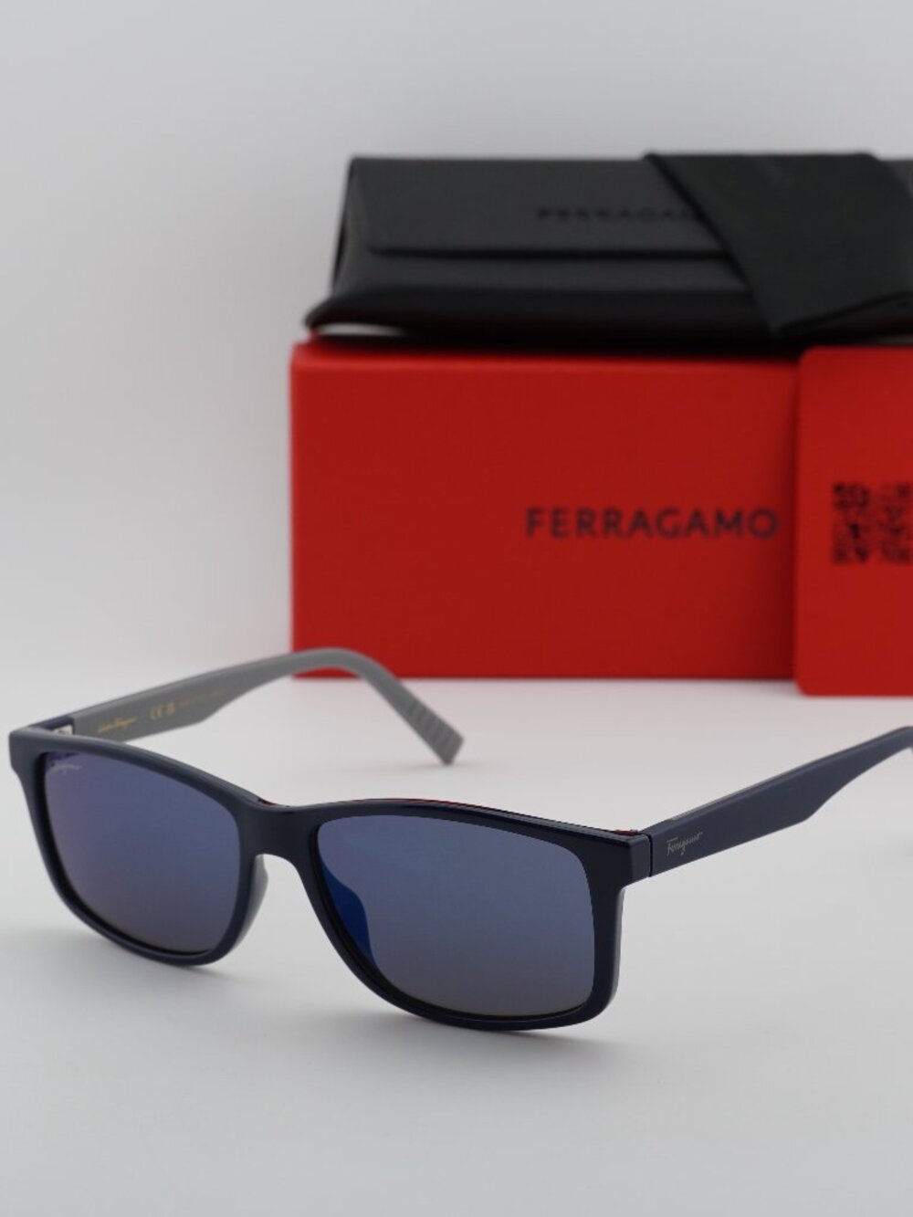 Salvatore Ferragamo SF938S 435 Rectangle Sunglasses - Blue Grey / Blue